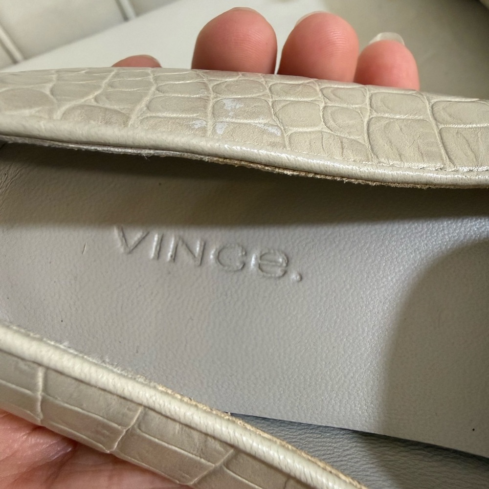 Vince Cream Size 7.5 Clark Square-Toe Croc-Embossed Leather Loafer - Picture 9 of 11